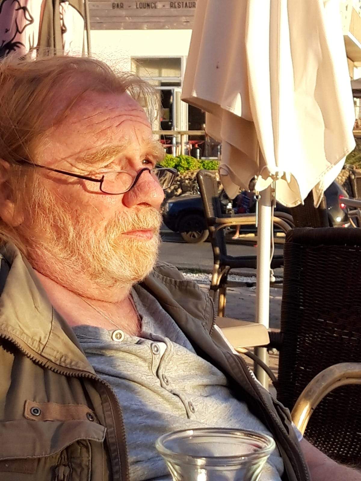 Zu meiner Person Jochen Strauß